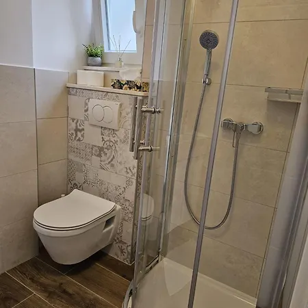 Ela Guest house