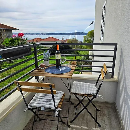 Ela Guest house Seget Donji